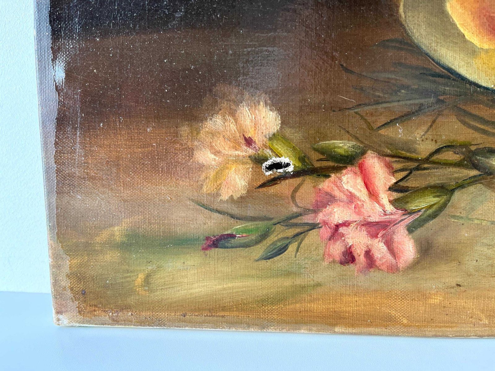 Original 1900s Bouquet Of Flowers In Oil On Canvas, French Antique Floral Still Life Painting photo vintage