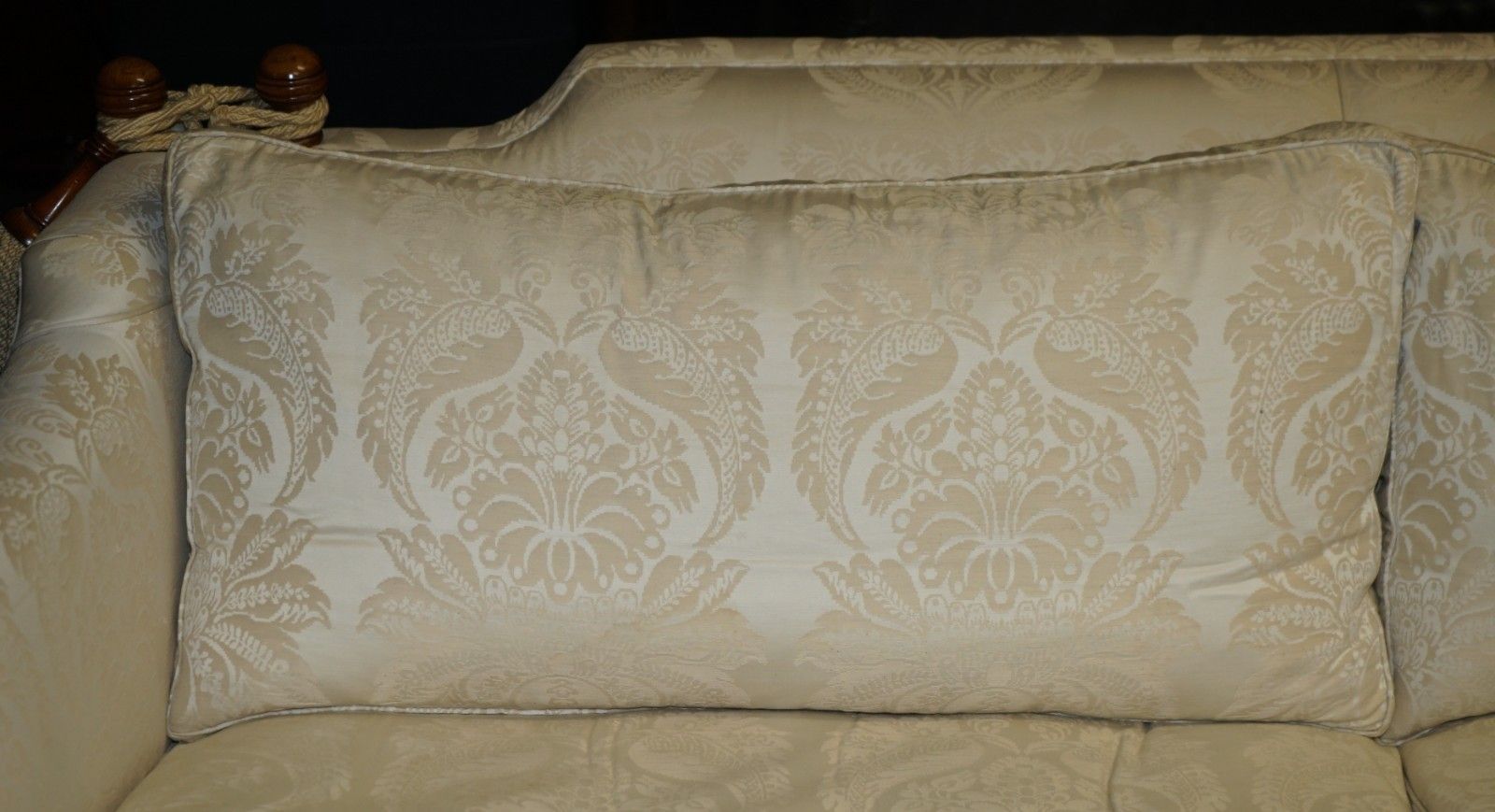 Rrp £8,985 Duresta Hornblower 3 4 Seat Knoll Sofa Which Is Part Of A Large Suite photo buy