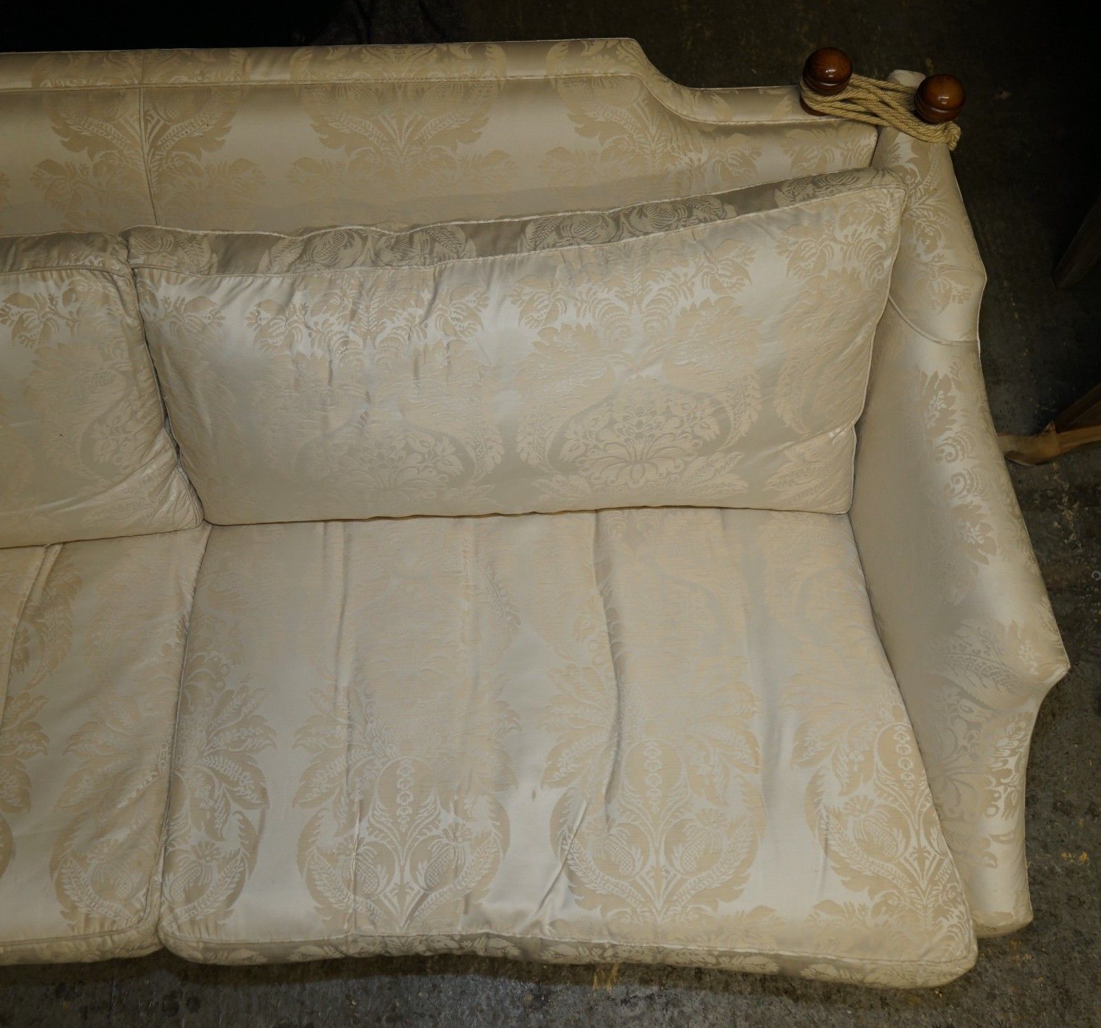 photo for sale Rrp £8,985 Duresta Hornblower 3 4 Seat Knoll Sofa Which Is Part Of A Large Suite