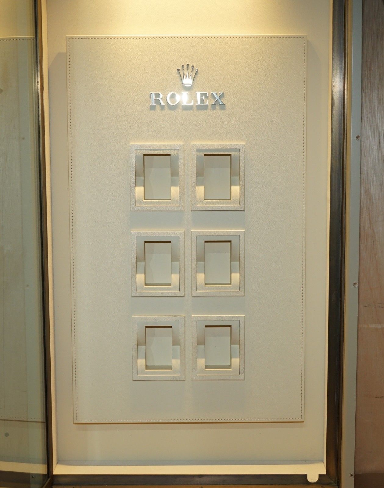 photo vinterior 1 Of 3 Original Rolex Authorised Dealers Bullet Proof Glass Display Cabinets