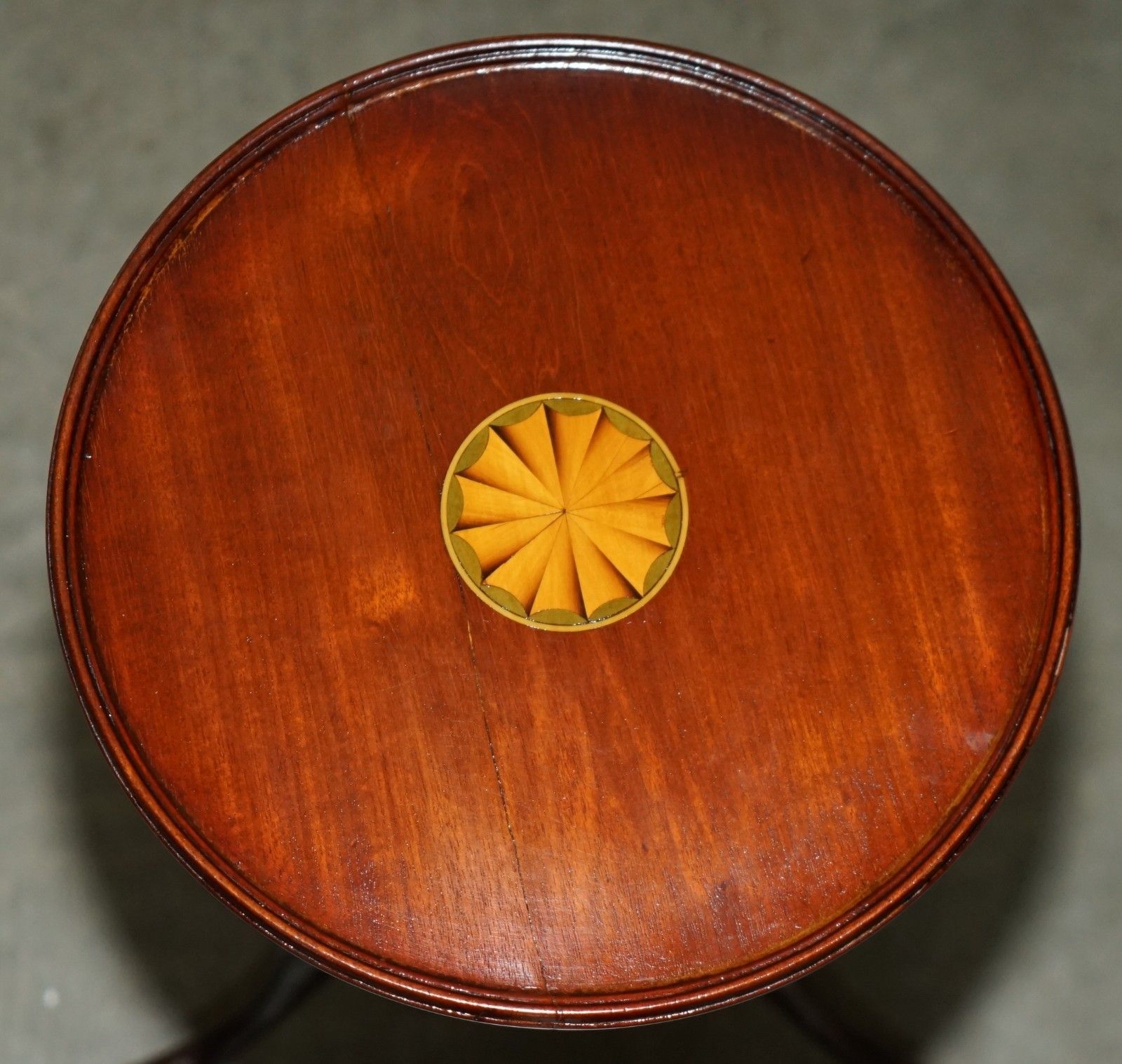 Fully Restored Antique Sheraton Revival Mahogany Tripod Side End Lamp Wine Table photo for sale