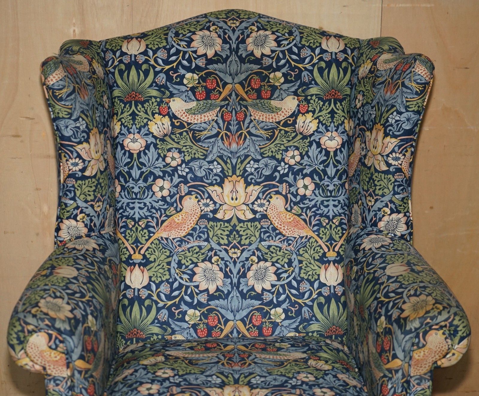Stunningly Restored William Morris Strawberry Thief Fabric Wingback Armchair photo 1950.0