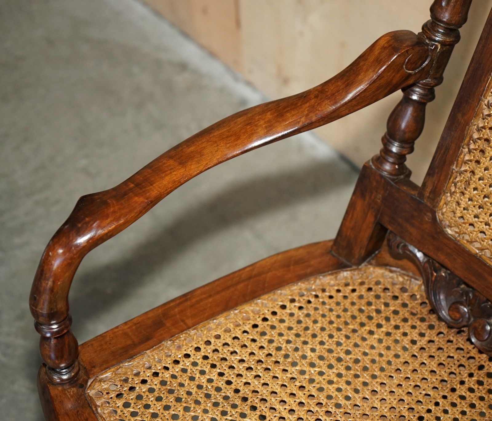 photo vinterior Unique Antique Victorian Height Adjustable Swivel Office Captains Bergere Chair