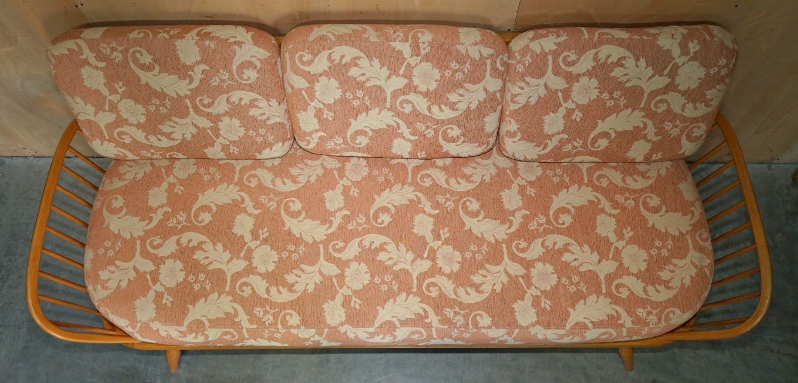 Luxury Designer Ercol Windsor Studio 355 Sofa Daybed Blonde Wood Part Of A Suite photo buy