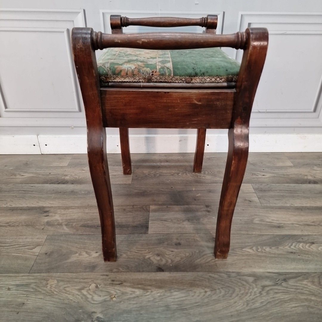 photo vintage Antique Piano Stool Wooden Mahogany Upholstered Dressing Vanity Seat Storage
