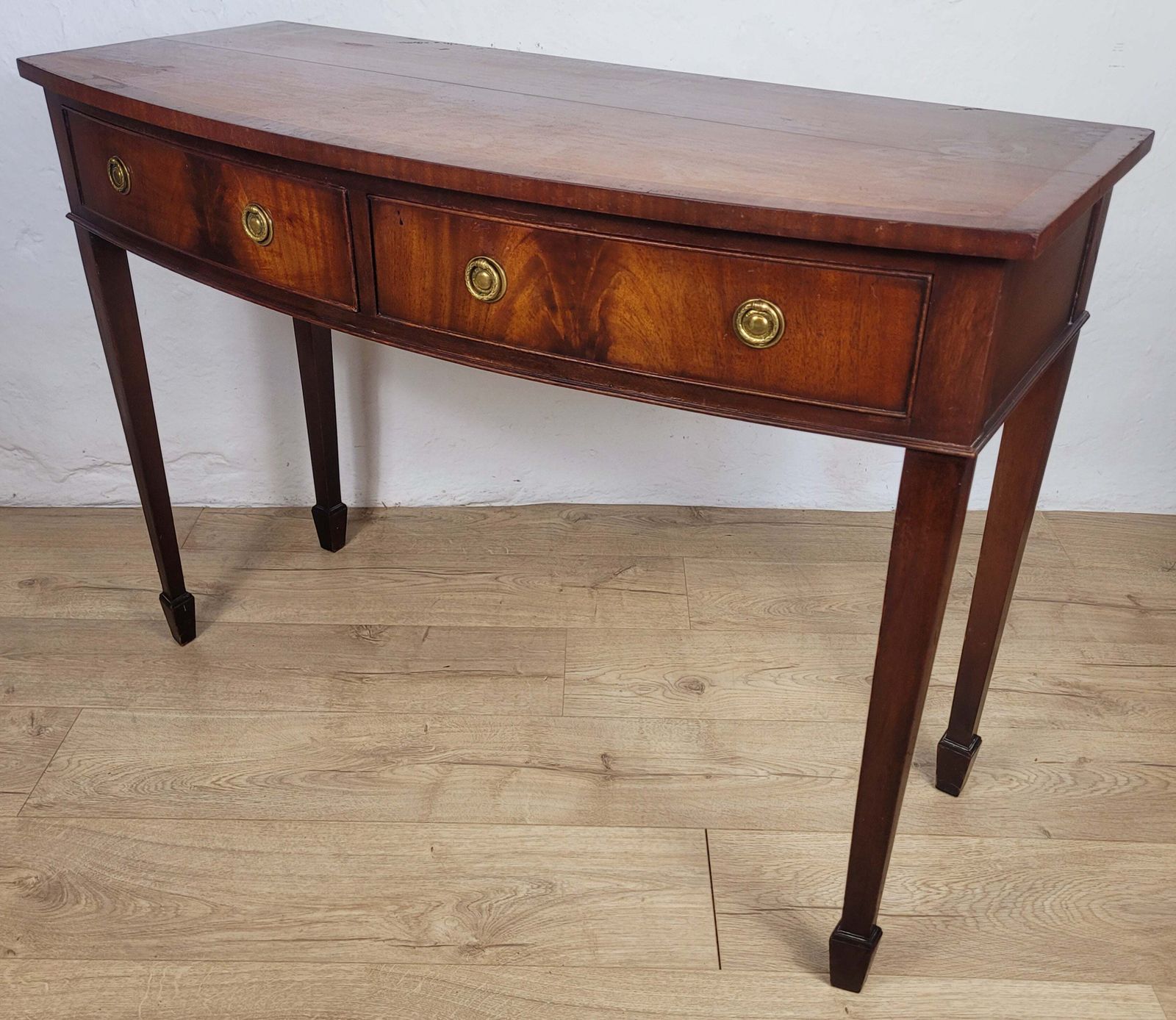 Georgian Style Side Table G.T. Rachstraw Repro 1940s English Delivery Available photo Furniture