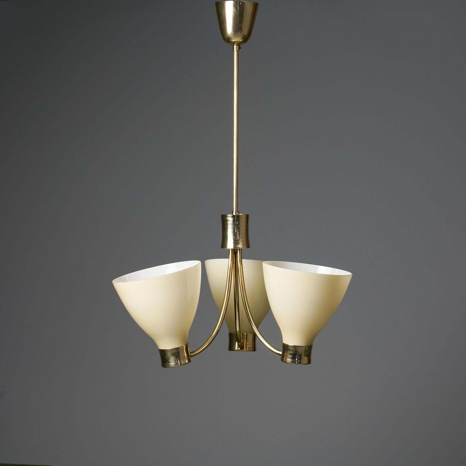 Scandinavian Modern Model 212 3 Pendant, Lisa Johansson Pape, Orno Oy, 1950s photo furniture
