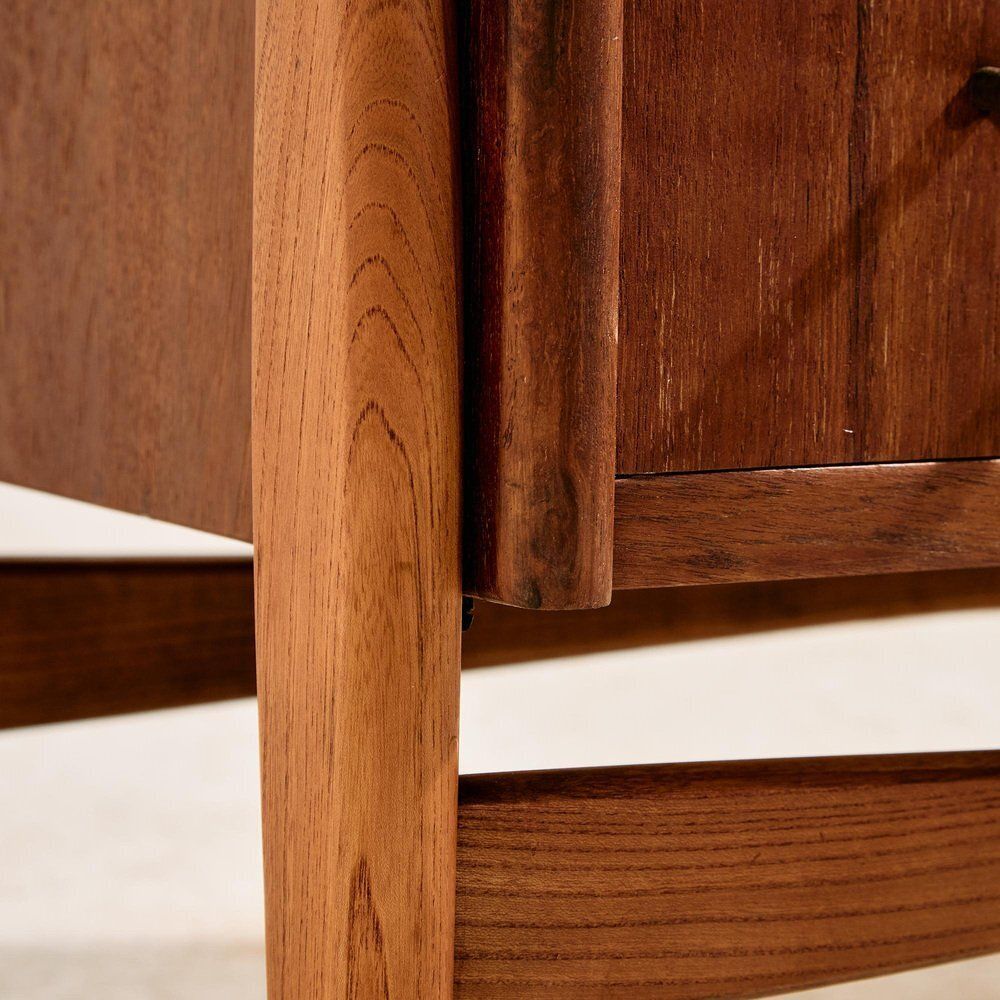 photo furniture Teak And Oak Dresser, 1960s