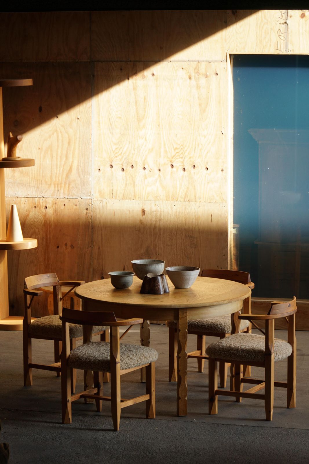 Furniture Mid Century Round Oak Dining Table With Three Extensions, Danish Modern, 1960s photo