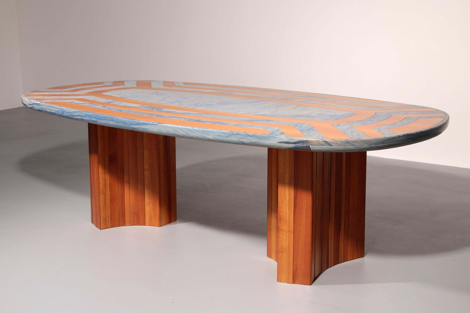 Exquisite Blue Braziliaans Marble Tabletop With Hand Inlaid Wood photo Furniture