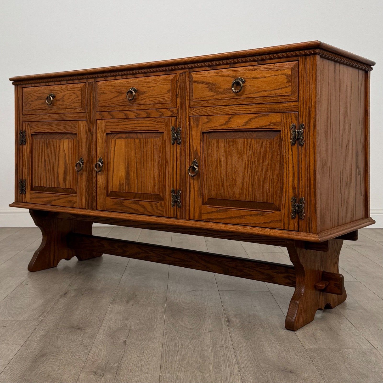 Antique 20th Century Fine Quality Golden Oak Sideboard ( Af 5292 ) photo for sale