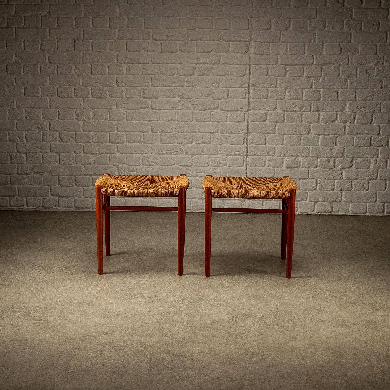 photo for sale Set Of 10 Model 317 And 316 Dining Chairs And Stools By Hvidt And Mølgaard Nielsen For Søborg Møbelfabrik