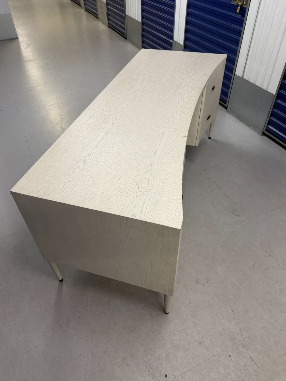 Julian Chichester Large Curved Desk photo Furniture