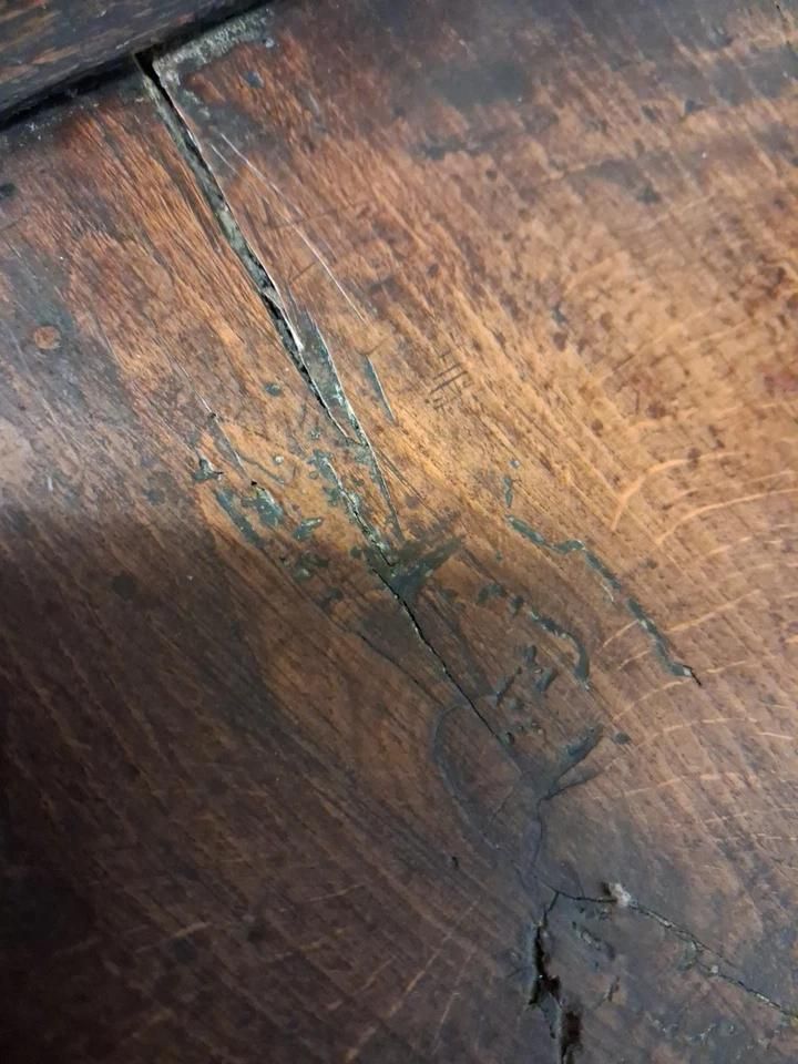 Antique Welsh Oak Chair With Vase Back And Deep Patina Aprox 300 Years Old photo Furniture
