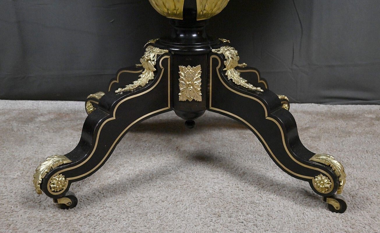 3840.0 Violin Shaped Table In Boulle Marquetry, Napoleon III Period – Mid 19th Century photo