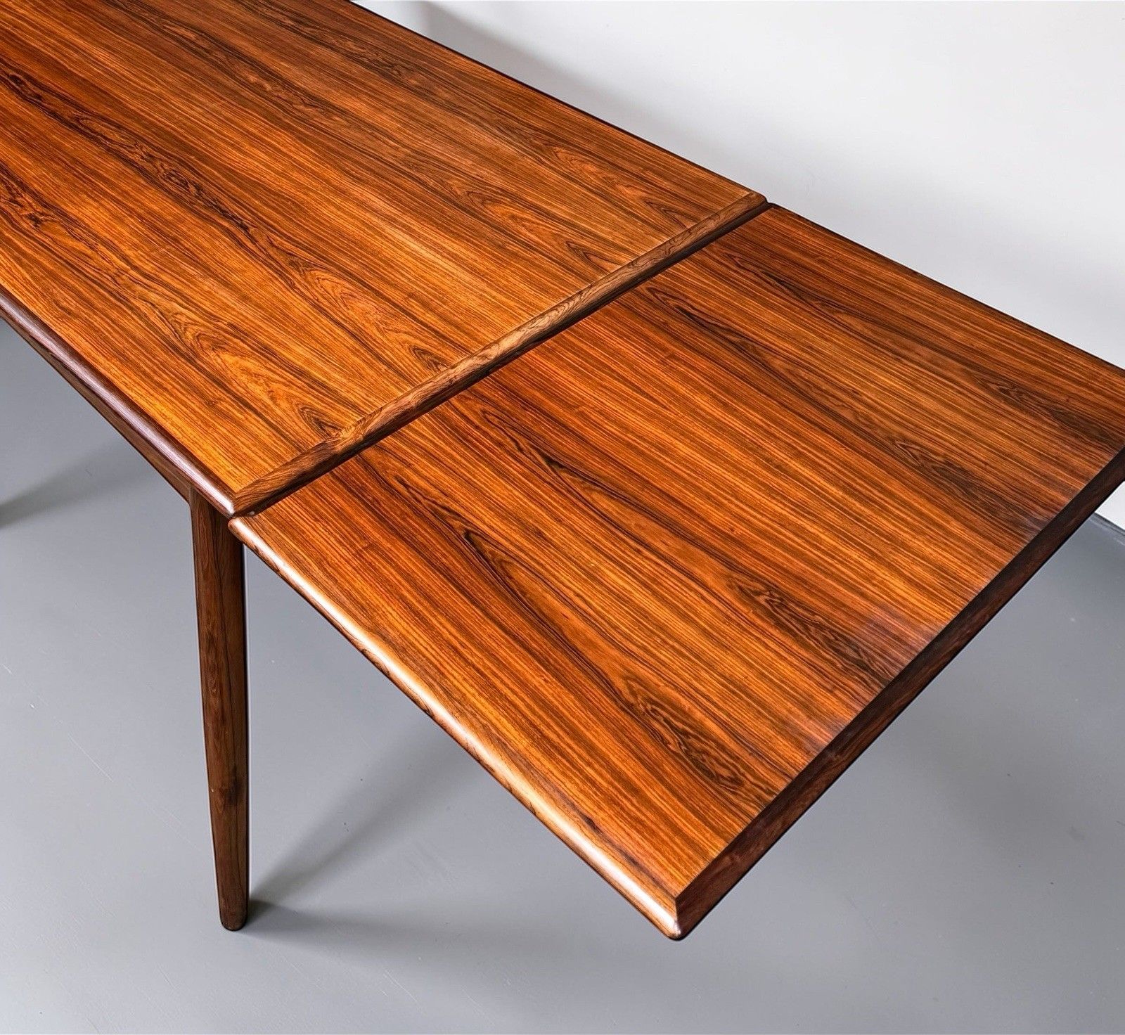 photo furniture Danish Knud Nielson Rosewood Extending Dining Table Draw Leaf Superior Quality
