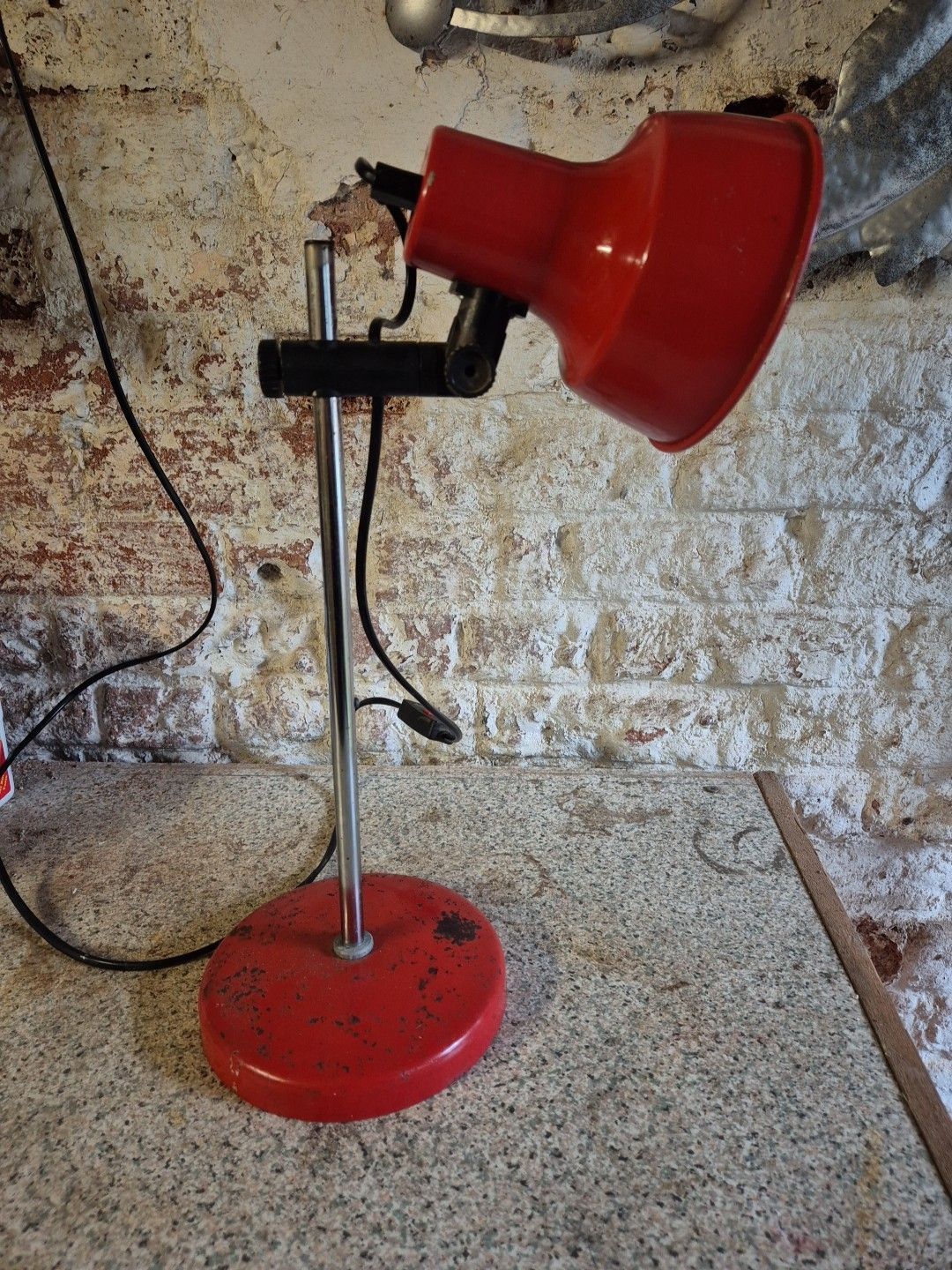 photo for sale 1980's Adjustable Metal Red Desk Lamp By Moda Of Denmark