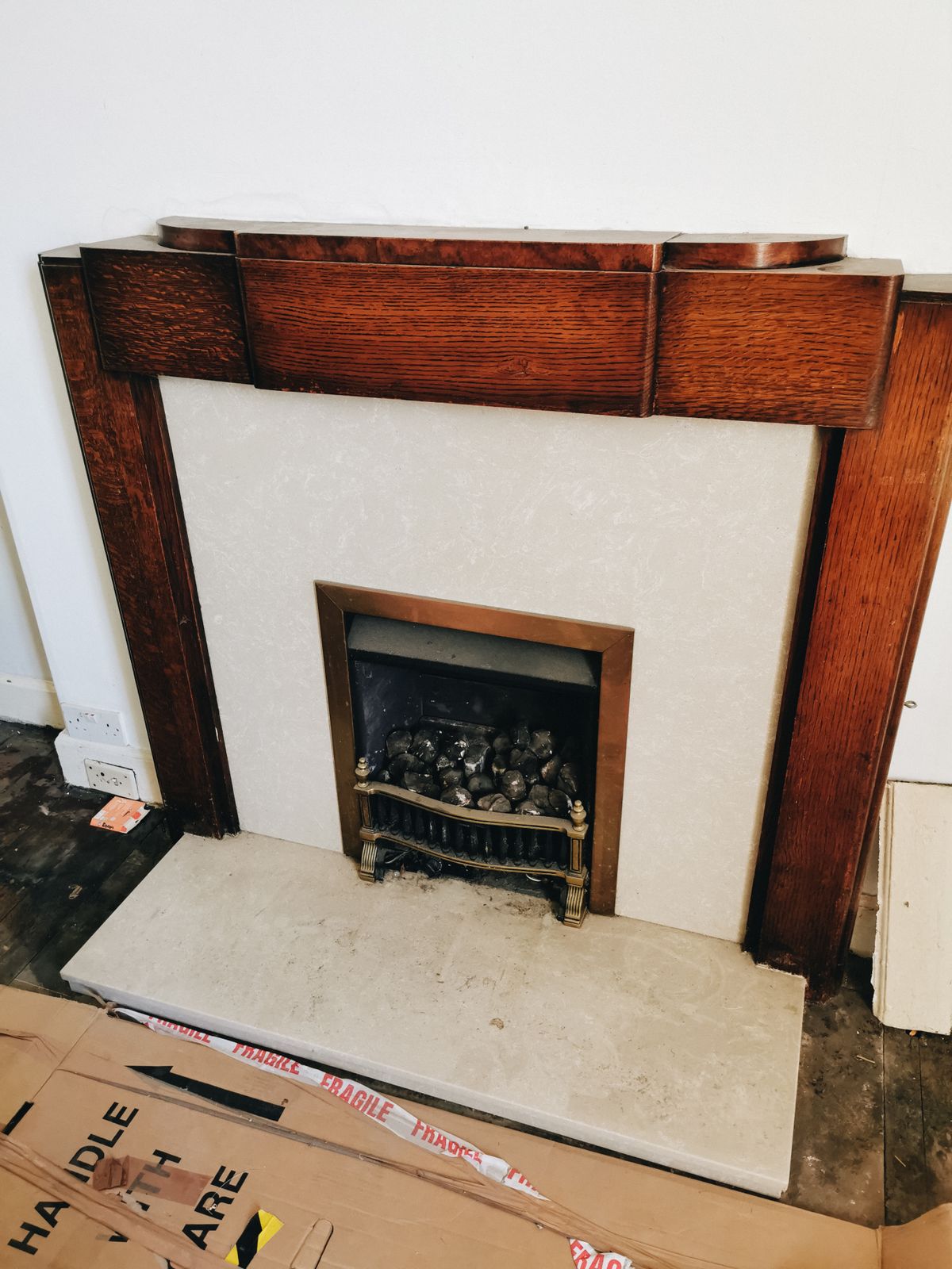 1930s/40s Wooden Fireplace Mantel/Surround