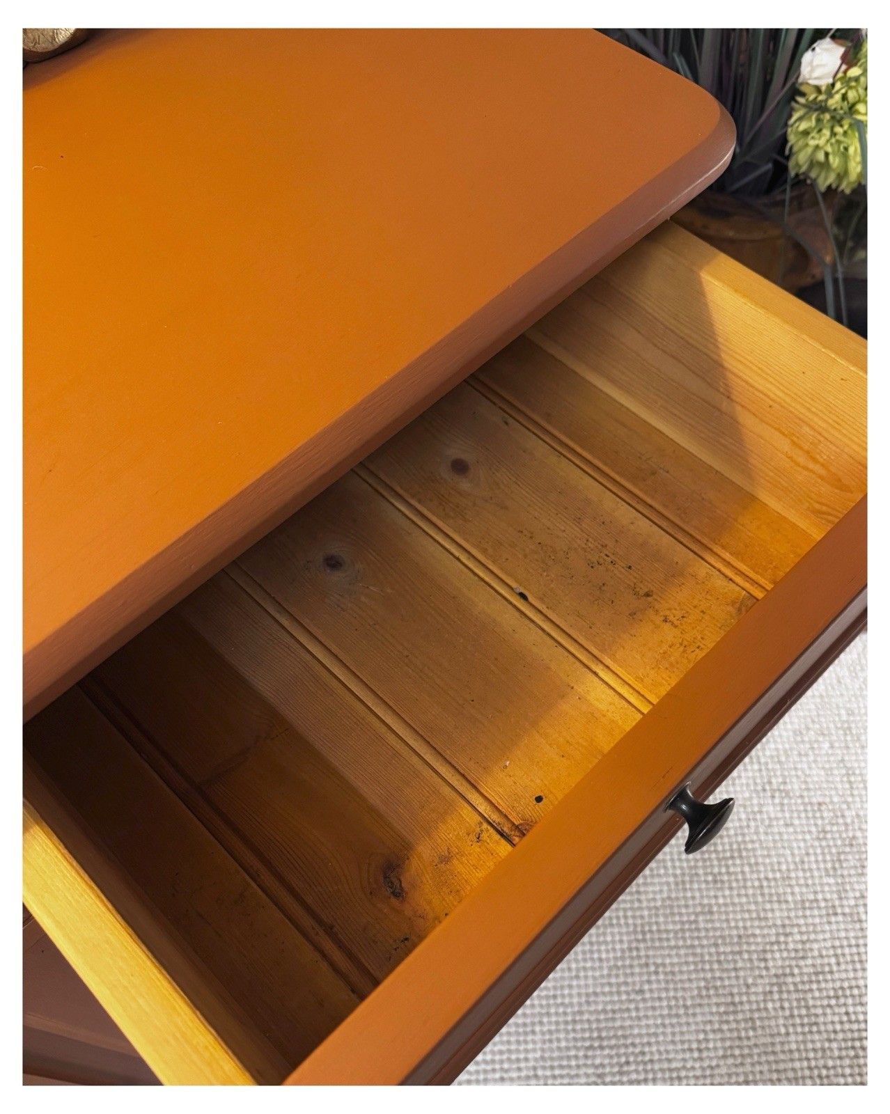 Small Sideboard Or Hall Cupboard  In Marmelo By Farrow And Ball Delivery 🍊 photo vinterior
