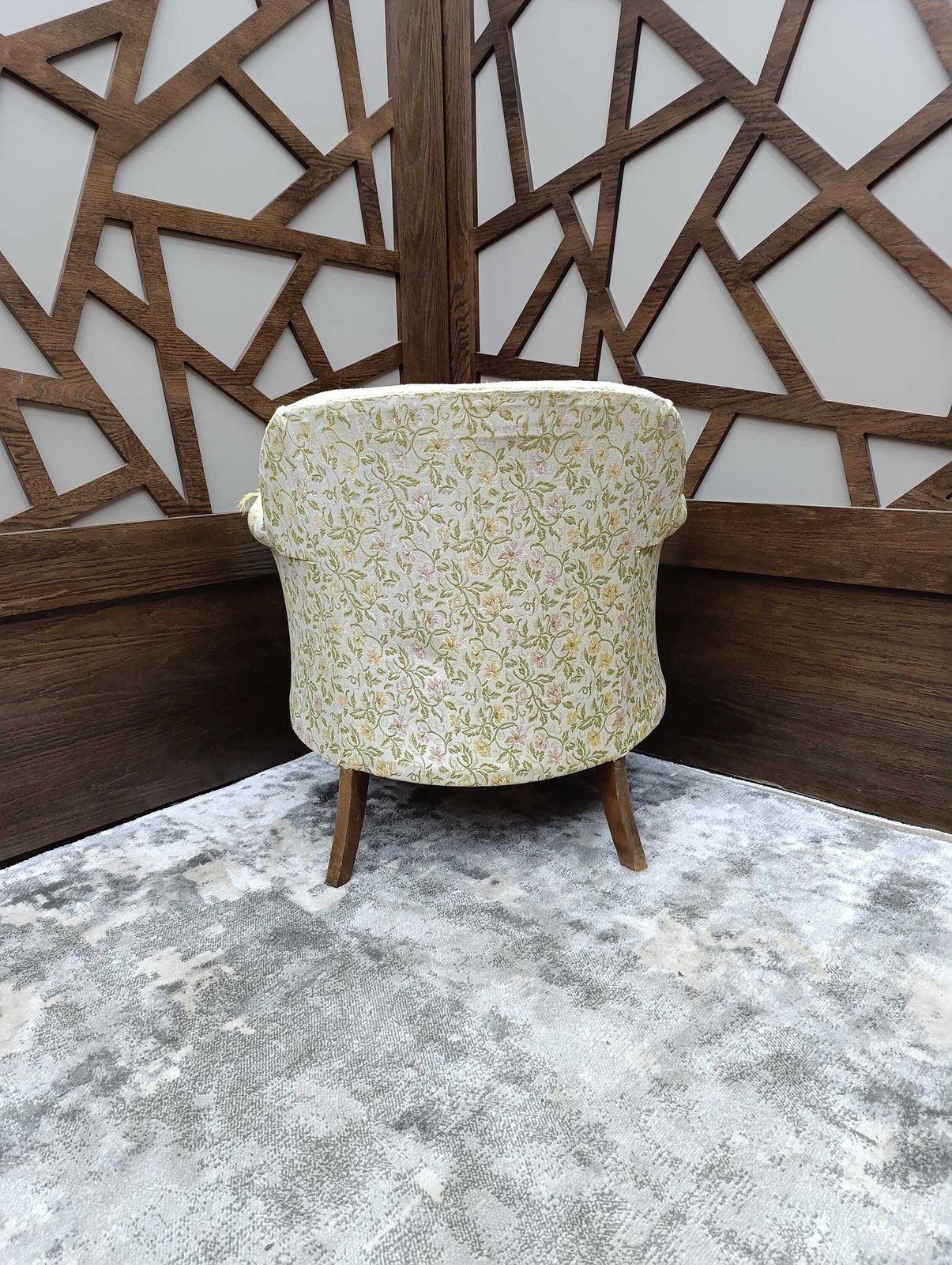 1950s Sprung Tub Armchair – Ideal Upcycling Project photo vinterior