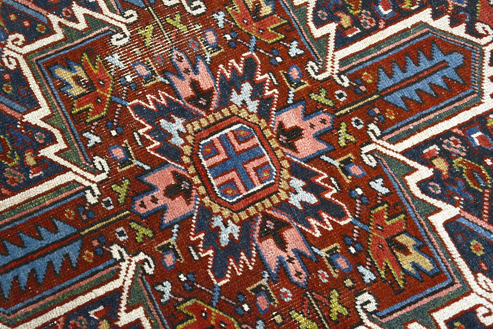 Antique Heriz Carpet 325x231 Cm Ca.1920 photo vintage