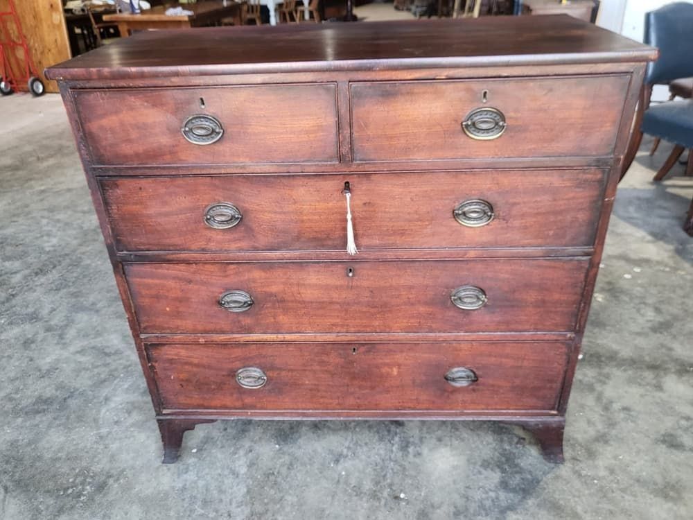 Antique Georgian 2 Over 3 Chest Of Drawers Splayed Legs