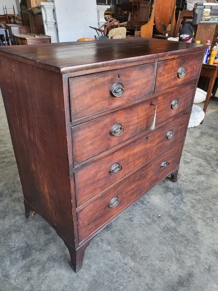 335.0 Antique Georgian 2 Over 3 Chest Of Drawers Splayed Legs photo