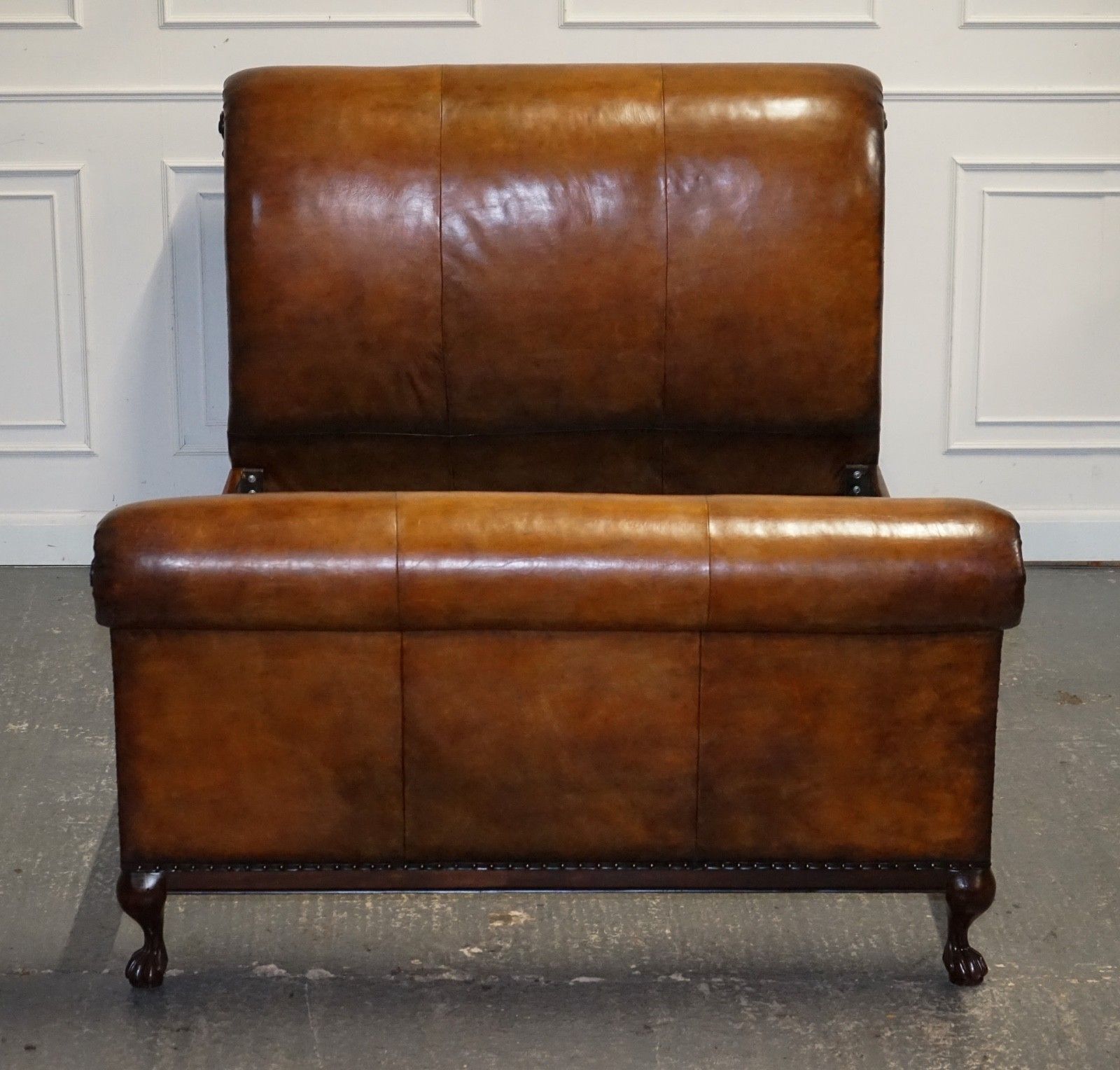 Kingsize Hand Dyed Leather Bonaparte Carved Bed And So To Bed Rrp £14,000 photo for sale
