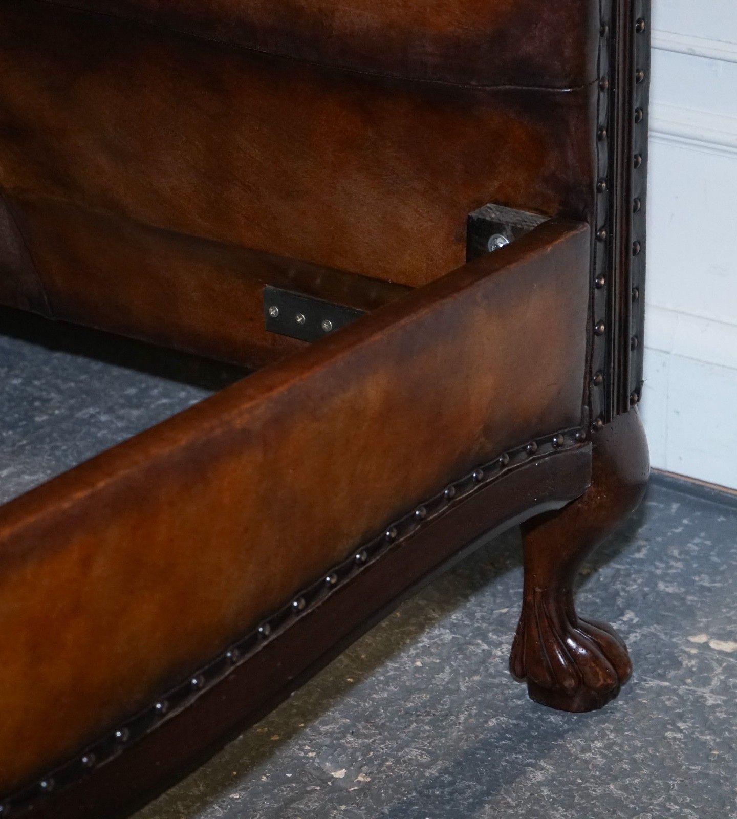 Kingsize Hand Dyed Leather Bonaparte Carved Bed And So To Bed Rrp £14,000 photo buy