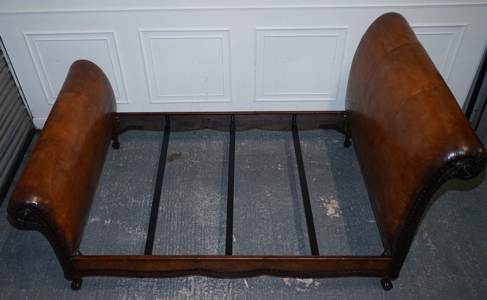 photo buy Kingsize Hand Dyed Leather Bonaparte Carved Bed And So To Bed Rrp £14,000