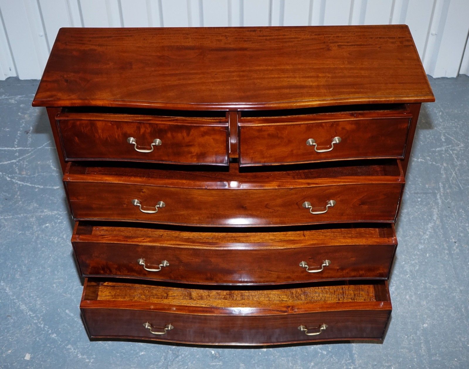 Georgian Revival Style Serpentine Chest Of Drawers Made By Brights Of Nettlebed photo buy