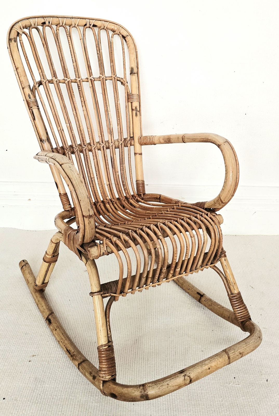 Mid Century Italian Bamboo Rocking Chair, Franco Albini, 1950s. photo Furniture