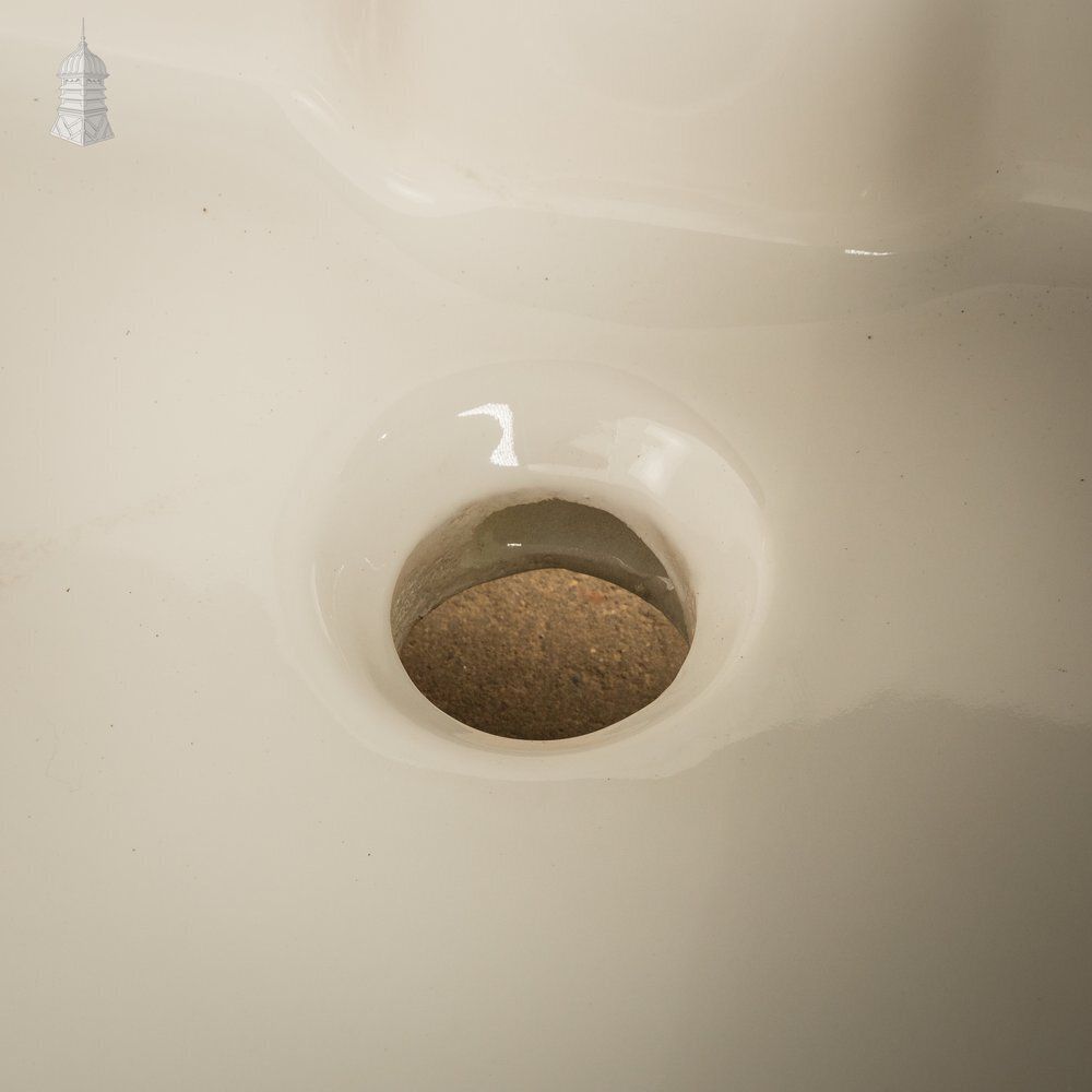 photo vinterior Armitage Shanks Butler Sink With Weir Overflow