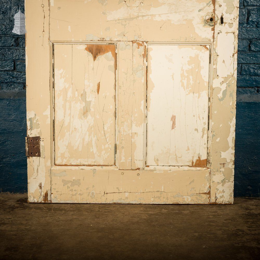 6 Panel Door, Six Moulded Panels, Distressed Cream Paint photo Home Fixtures
