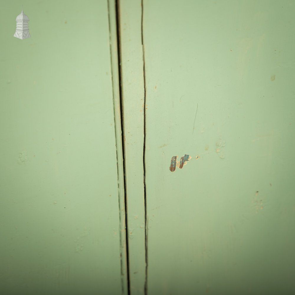 Plank & Ledge Door, Reclaimed With Green & White Paint photo 252.0
