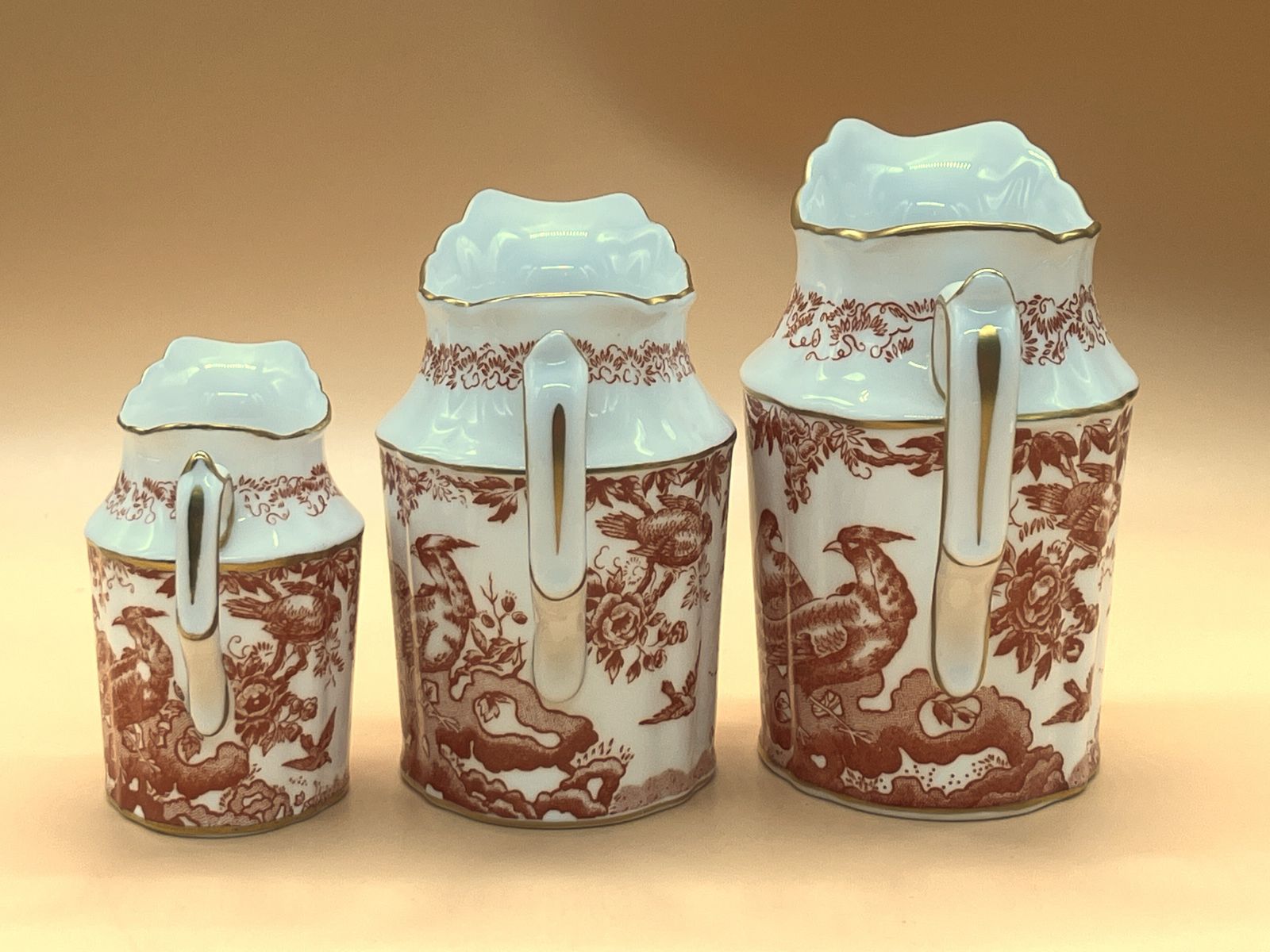 Royal Crown Derby China Red Aves Set Of 3 Graduated Jugs. A74. 1st Quality. photo Home Decor