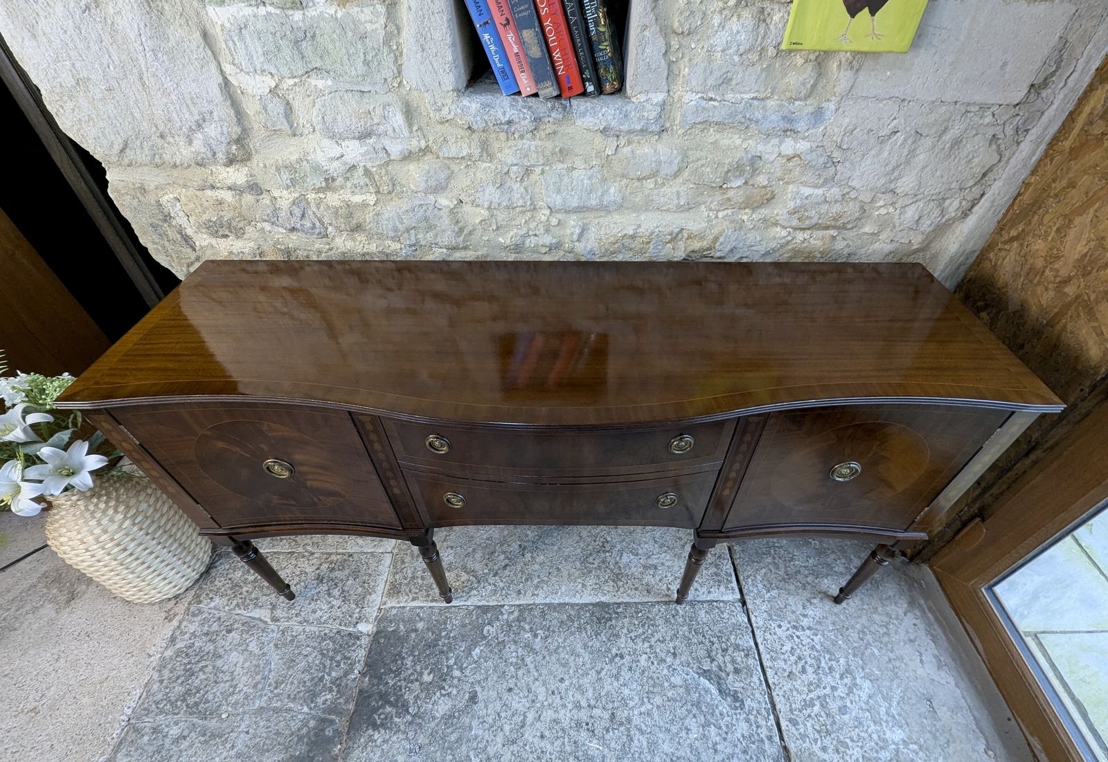 650.0 Regency Style Mahogany Sideboard With Drawers   Serpentine photo
