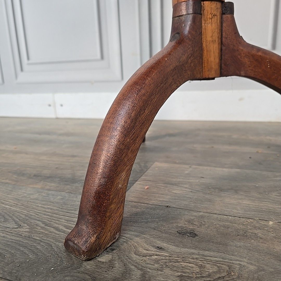 Antique Tilt Top Table Mahogany Tripod Occasional Wine Side Table Solid Wood photo 230.0