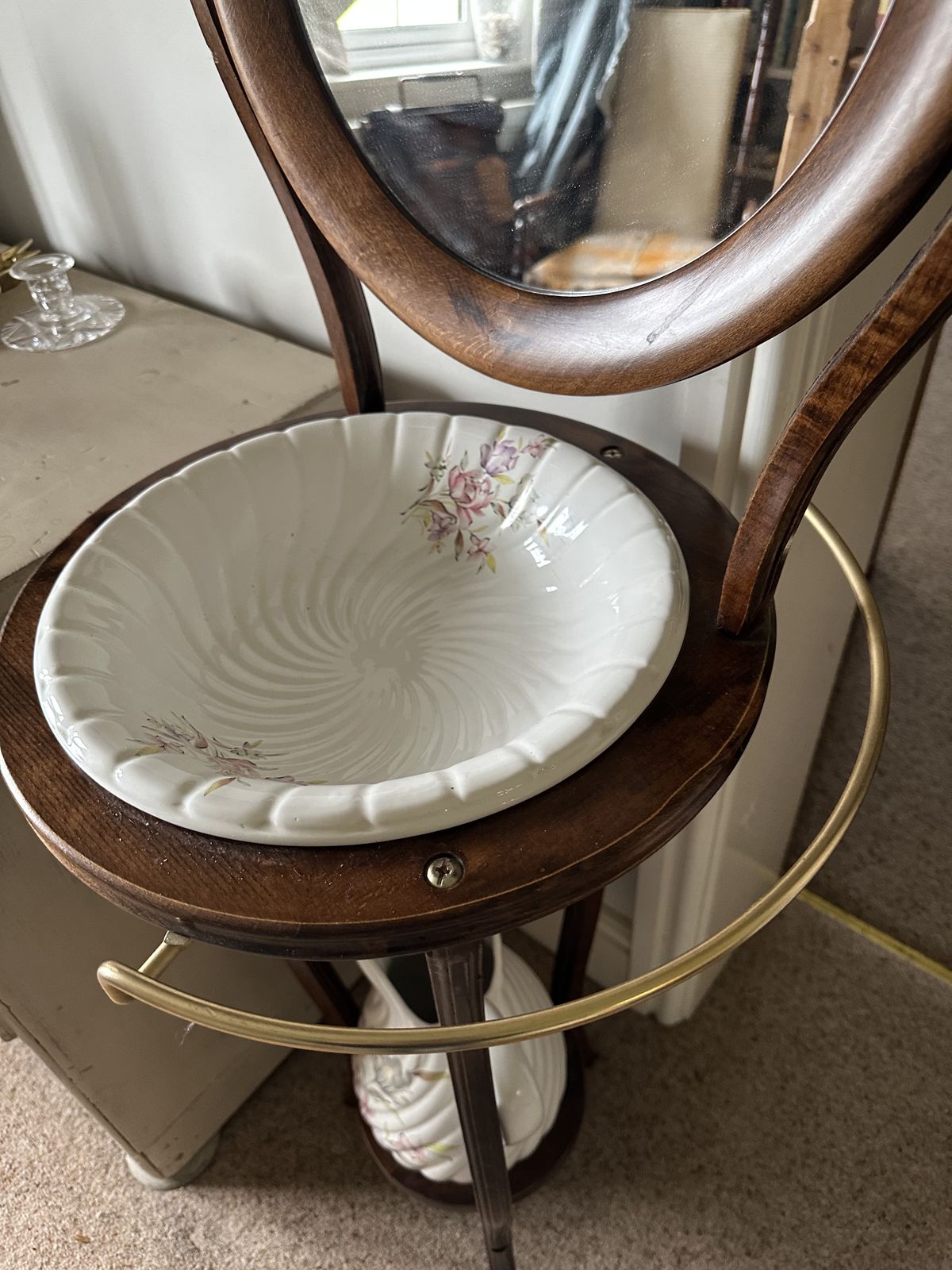 Edwardian Mahogany Shaving Stand / Bedroom Washstand With Mirror Basin & Towel Rail photo for sale