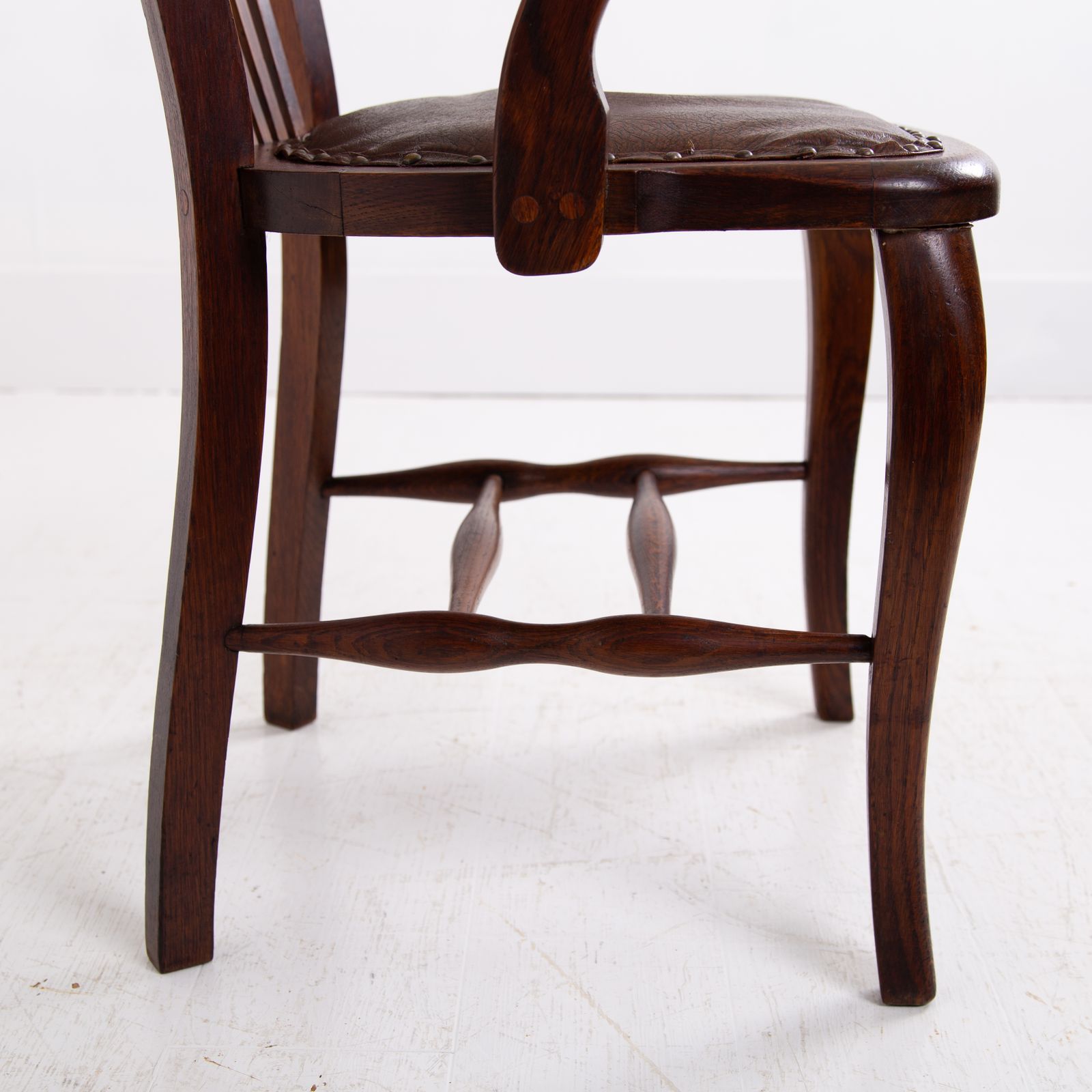 Lovely Antique Oak Desk Chair C1910 photo 335.0
