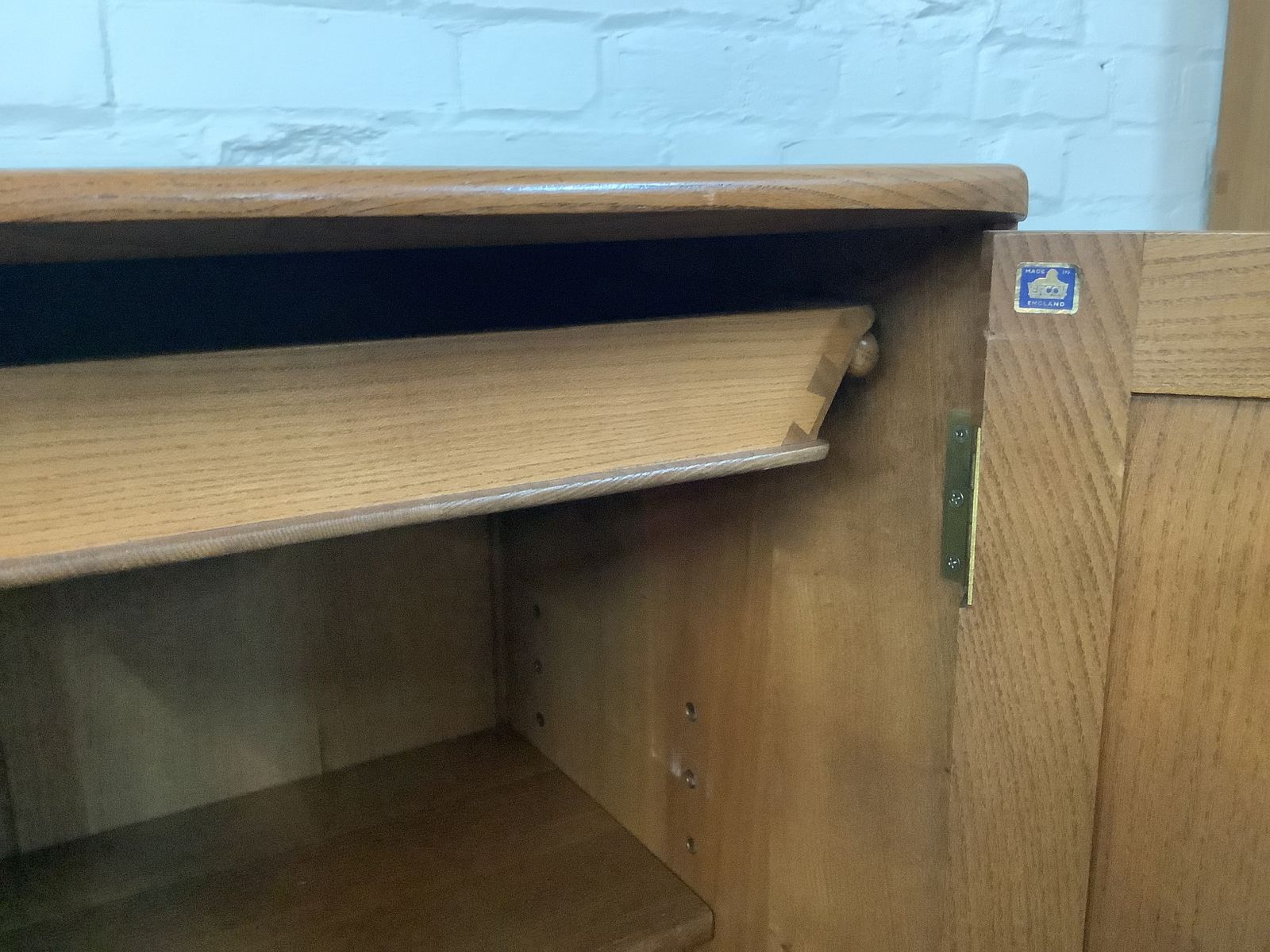 Ercol Windsor 366 Sideboard In Original Natural Elm Finish. photo 750.0