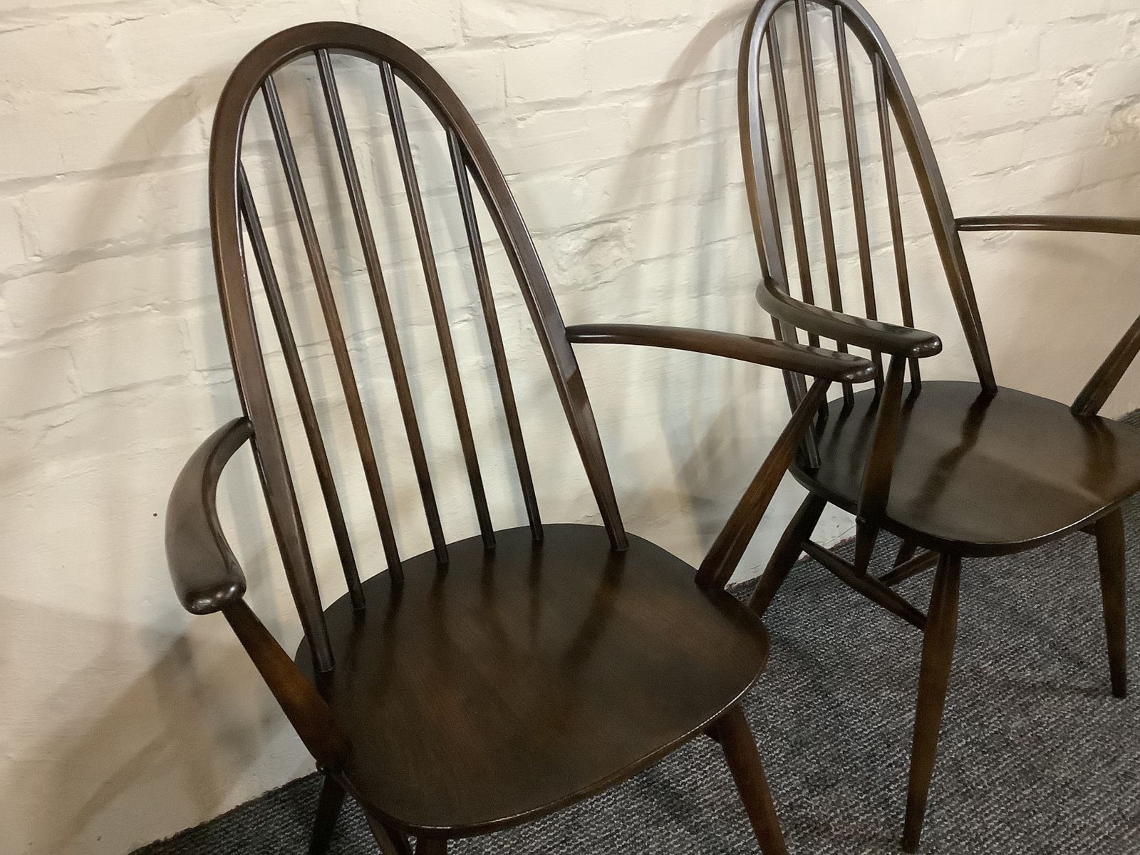 Furniture A Match Pair Of Ercol Windsor Quaker Back Carver Chairs. photo