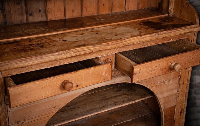 Large Late 19th Century Irish Pine Dresser photo vinterior