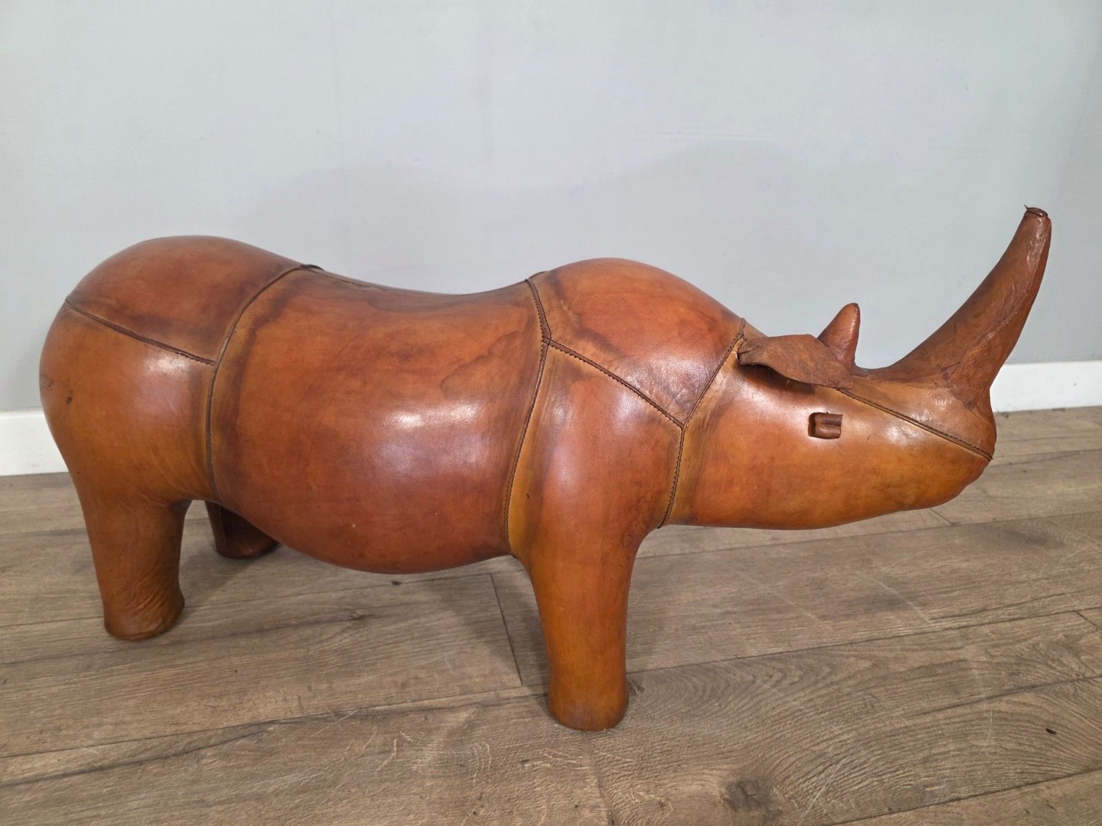 photo vinterior Large Leather Dimitri Omersa For Liberty London Rhino Footstool