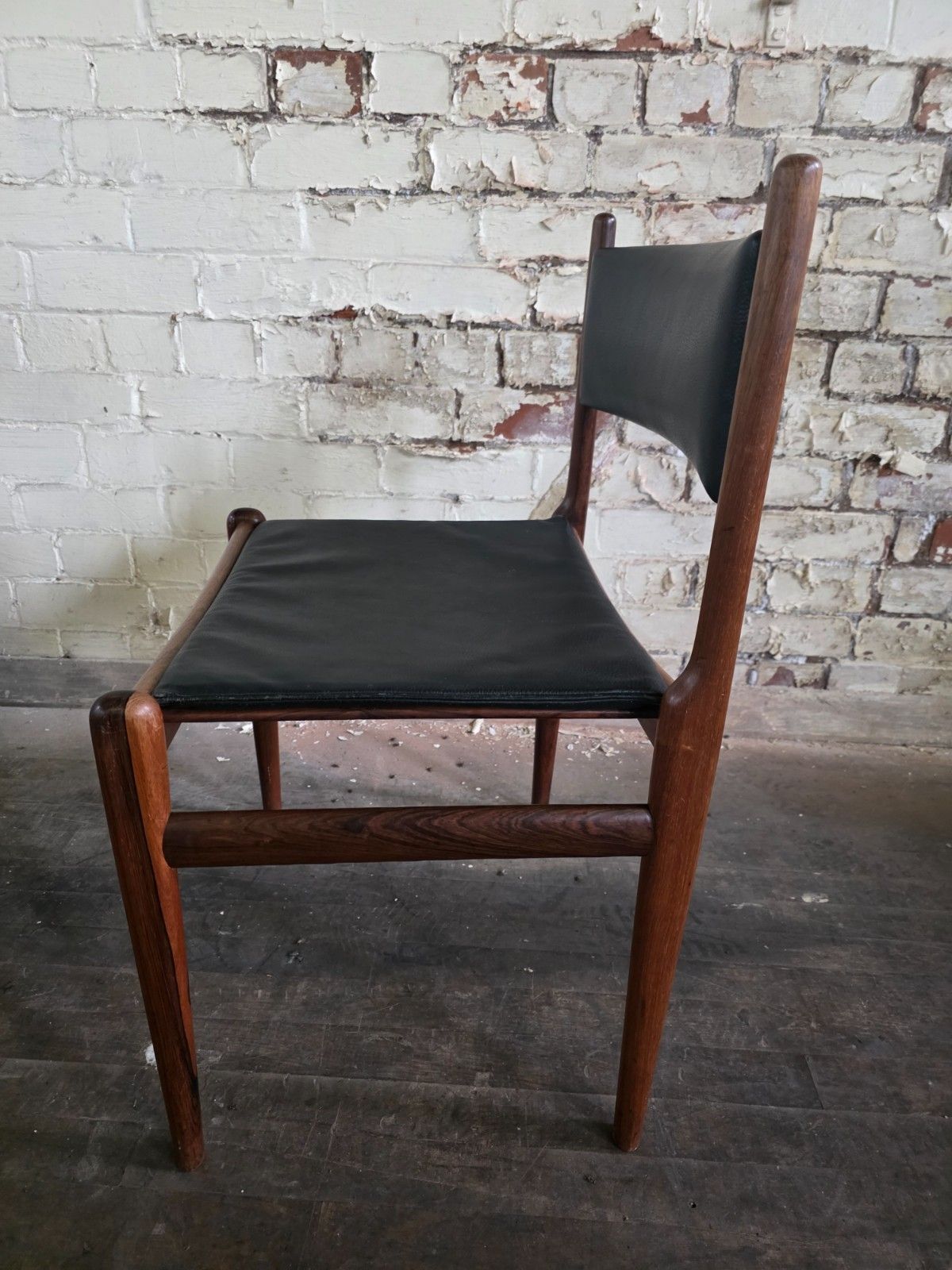 photo furniture Set Of 6 Danish Dining Chairs By Kai Lyngfeldt Larsen
