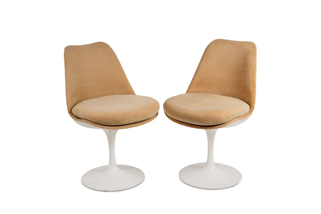 Eero Saarinen, For Knoll  Set Of 8 “Tulip” Chairs. 1970s photo vinterior