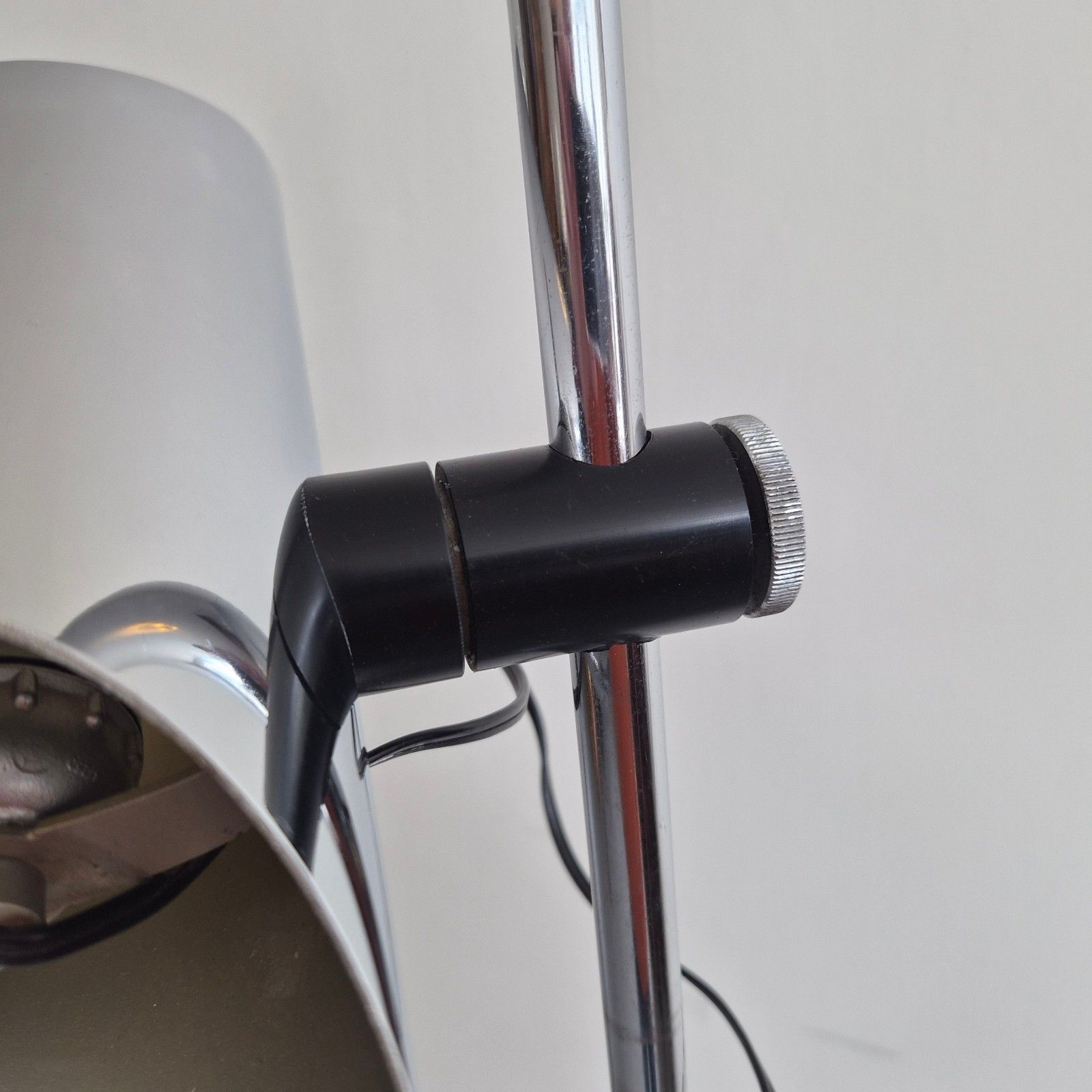 598.0 Vintage 1970s Space Age Adjustable Chrome Steel Floor Lamp 70s 1970s Retro photo