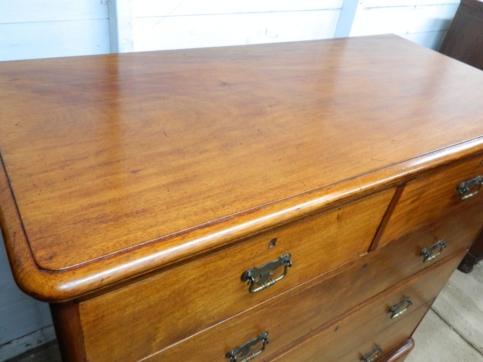 Furniture Victorian Mahogany Chest Of Drawers photo