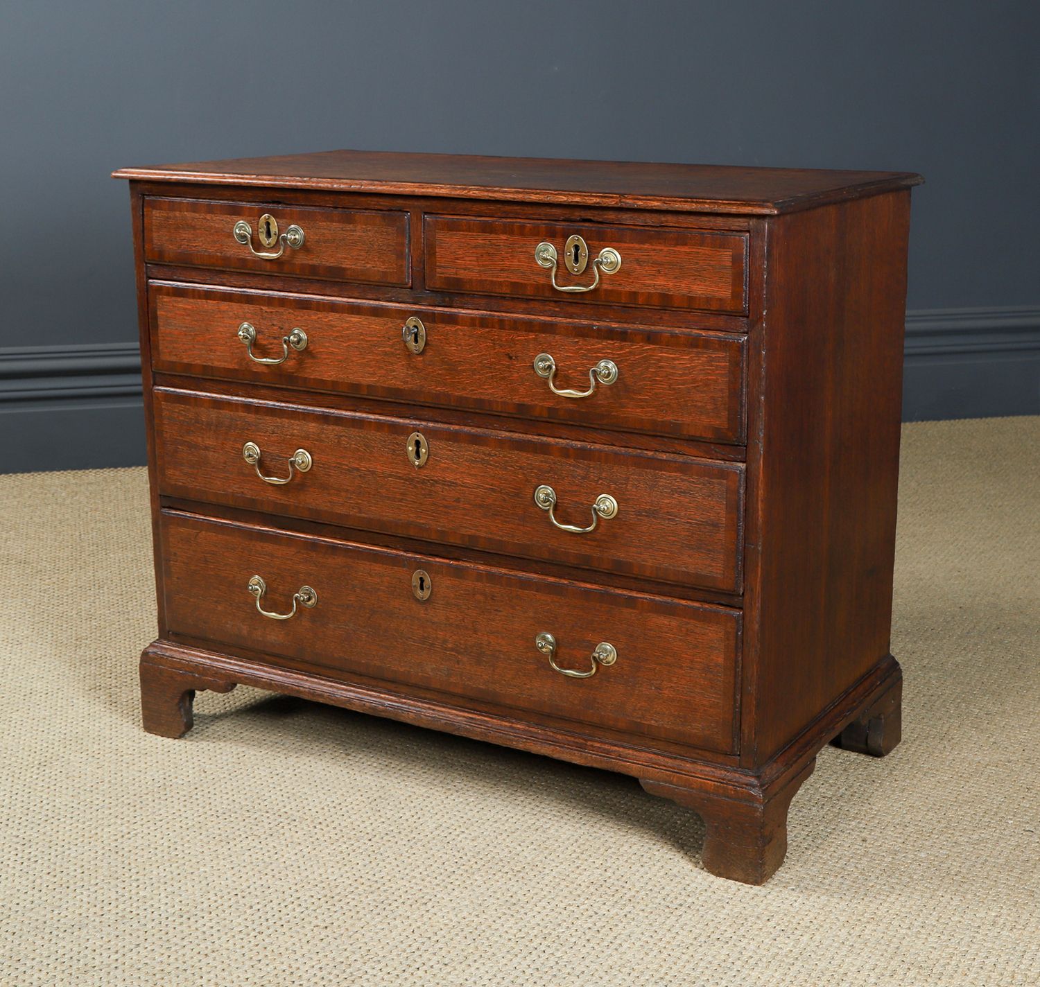 photo for sale Small Antique English Oak & Mahogany Cross Banded Bachelor’s Chest Of Drawers (Circa 1780)