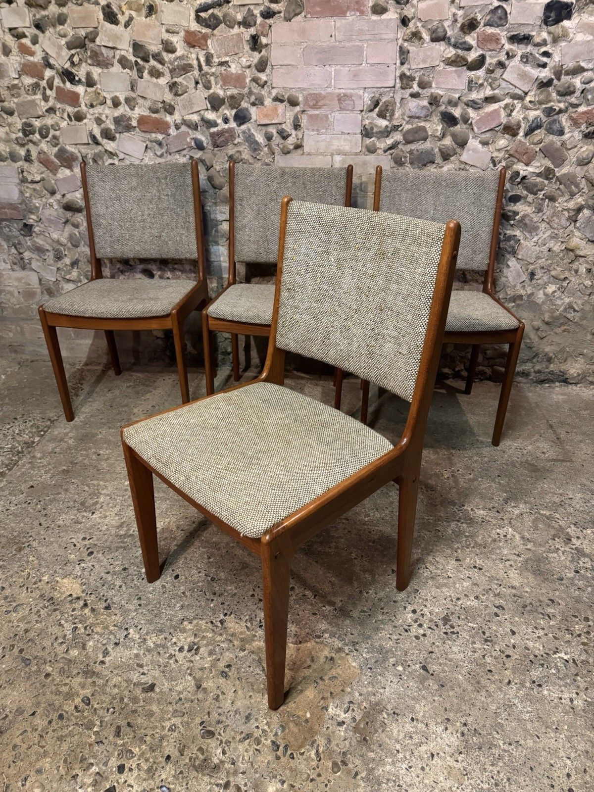 🚛 Vintage Mid Century Set Of 4 Johannes Andersen Danish Teak Dining Chairs